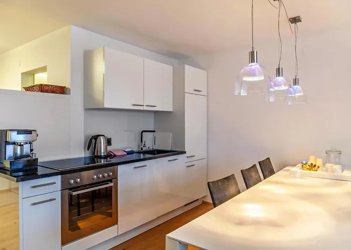 Haus Excelsior 30 Apartman *